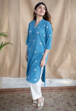 Zerah Blue Straight Dabu Slub Cotton Kurta with Hand Embroidery
