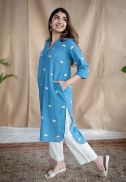Zerah Blue Straight Dabu Slub Cotton Kurta with Hand Embroidery