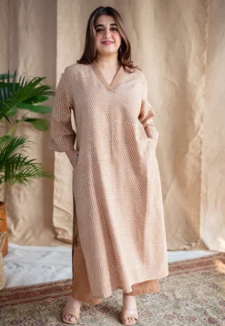 Zesha Dabu Slub Cotton Embroidered Kurta