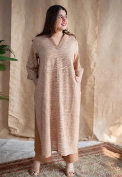 Zesha Dabu Slub Cotton Embroidered Kurta